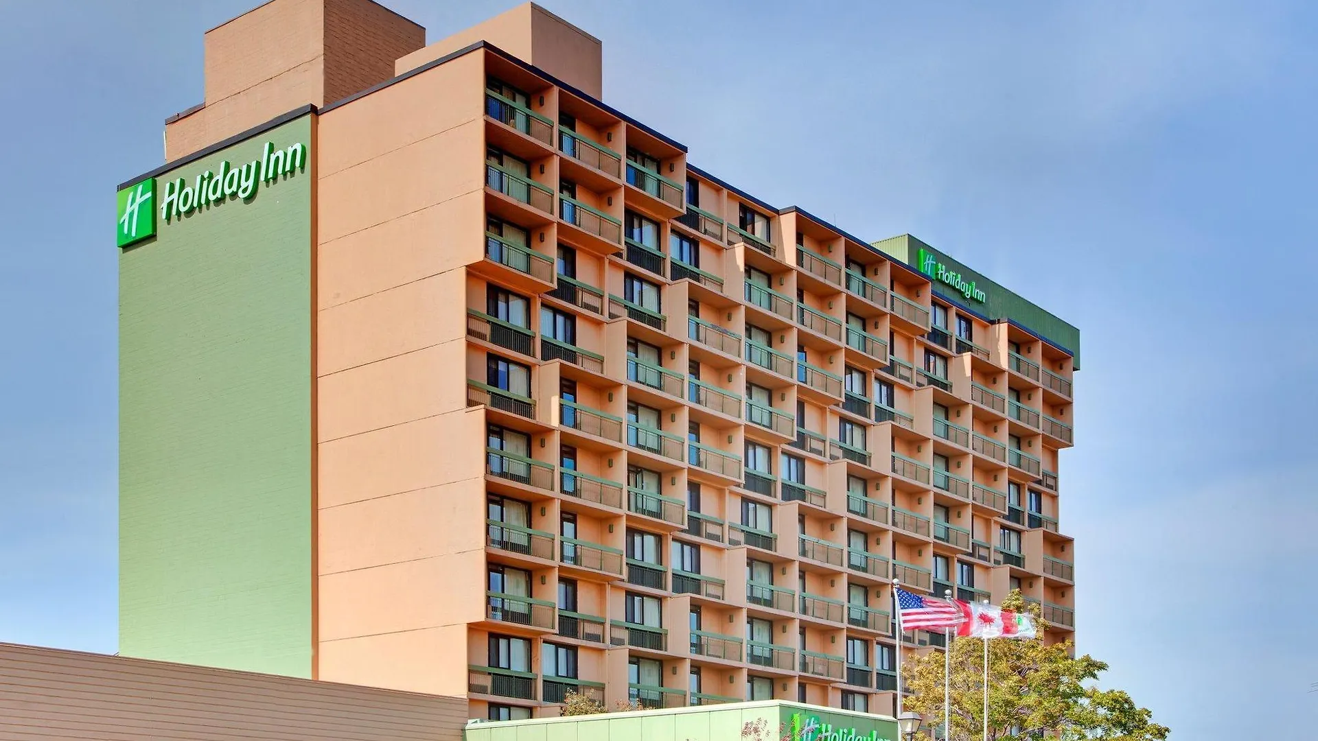 Holiday Inn Toronto - Yorkdale 3*,