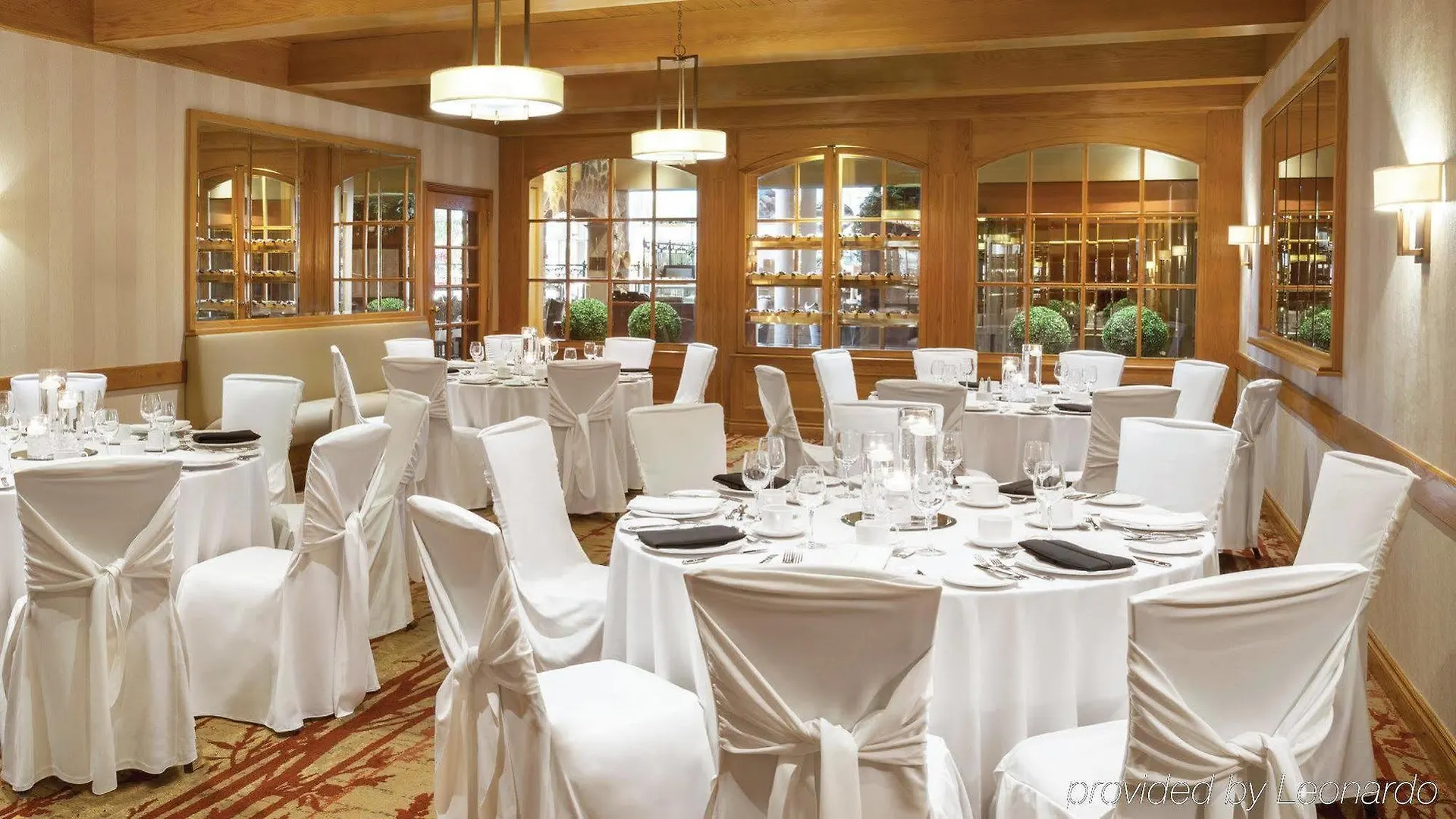 Holiday Inn Toronto - Yorkdale Hotel