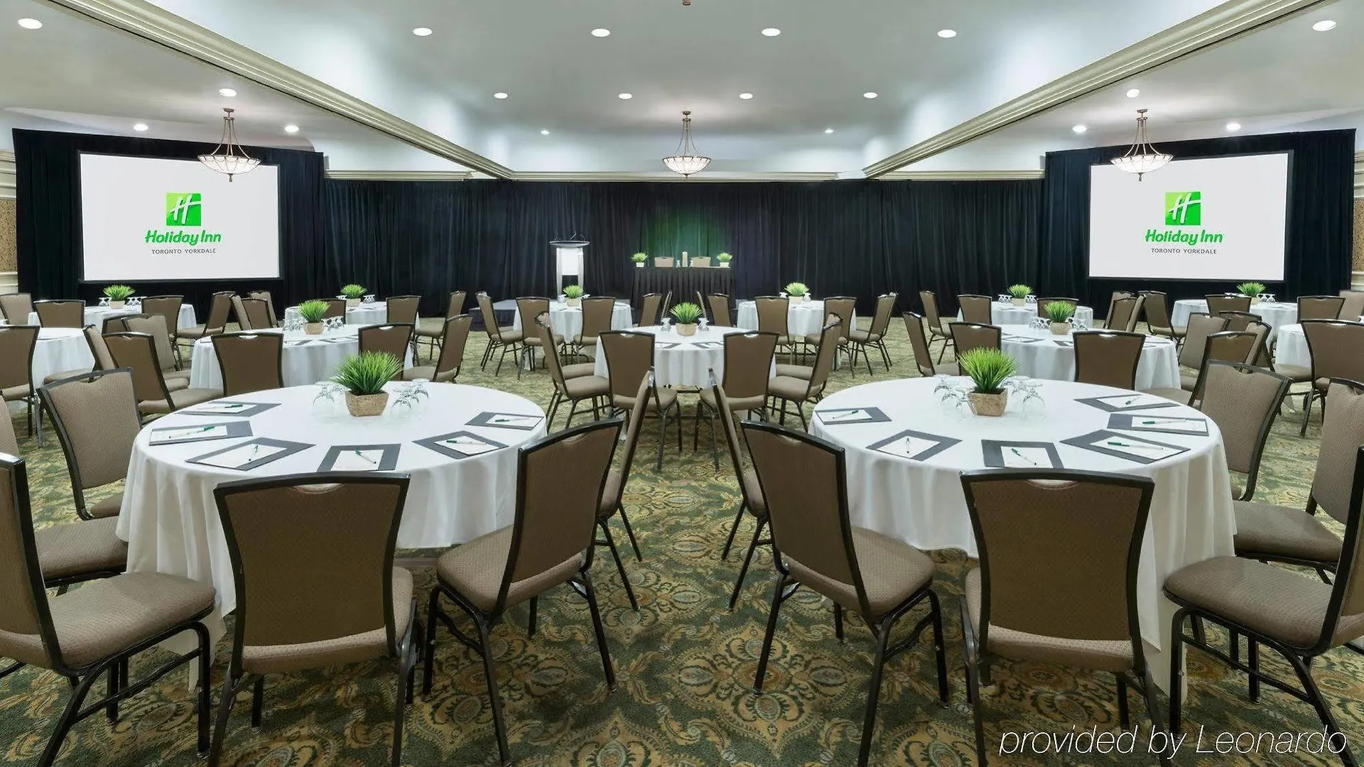 Holiday Inn Toronto - Yorkdale 3*,  Canada
